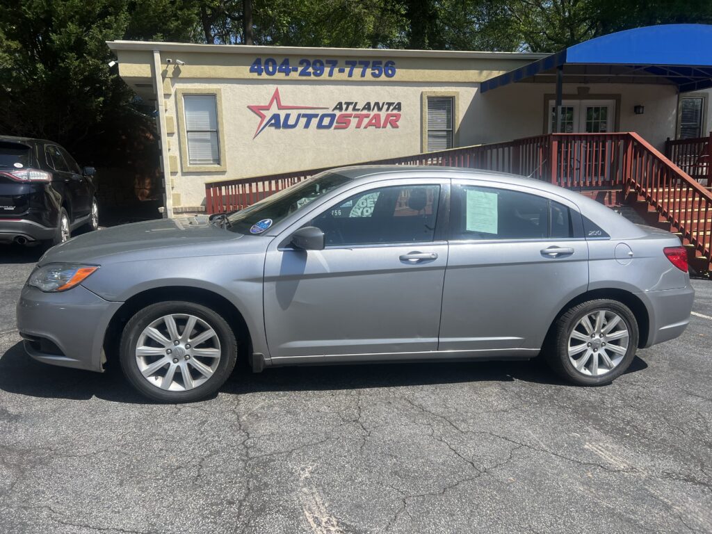 2013 CHRYSLER 200
