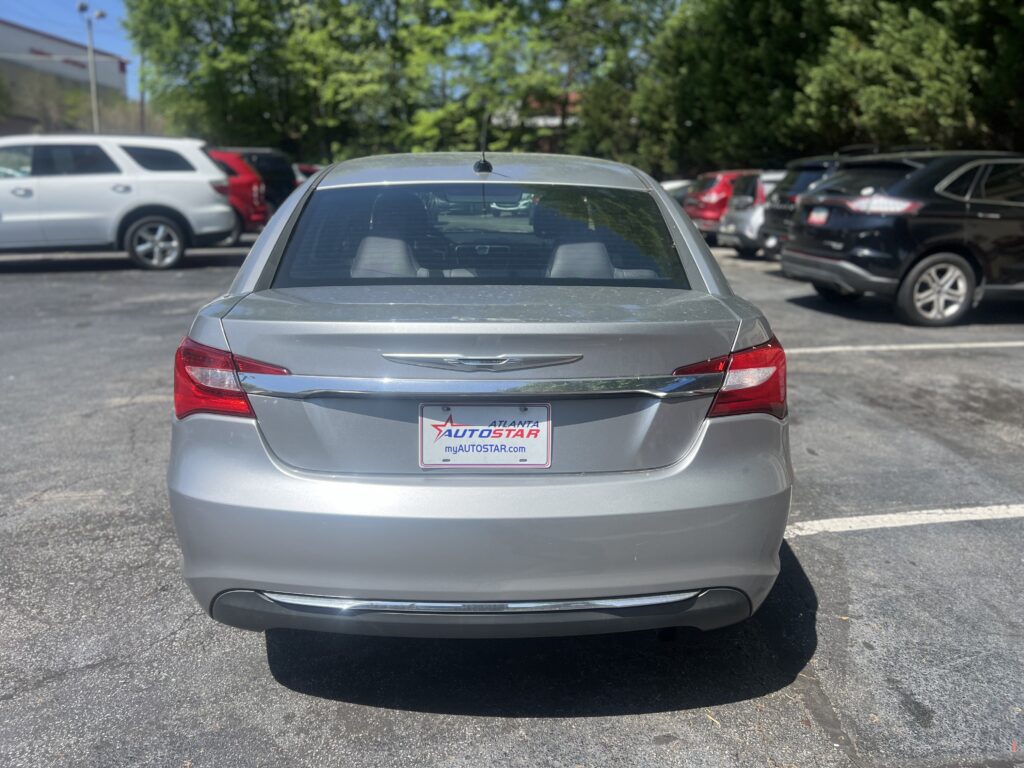 2013 CHRYSLER 200