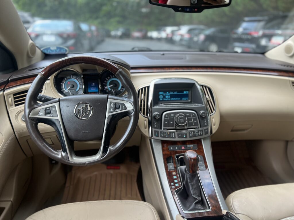 2011 BUICK LACROSSE
