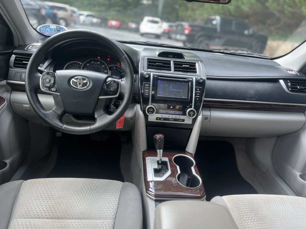 2012 TOYOTA CAMRY