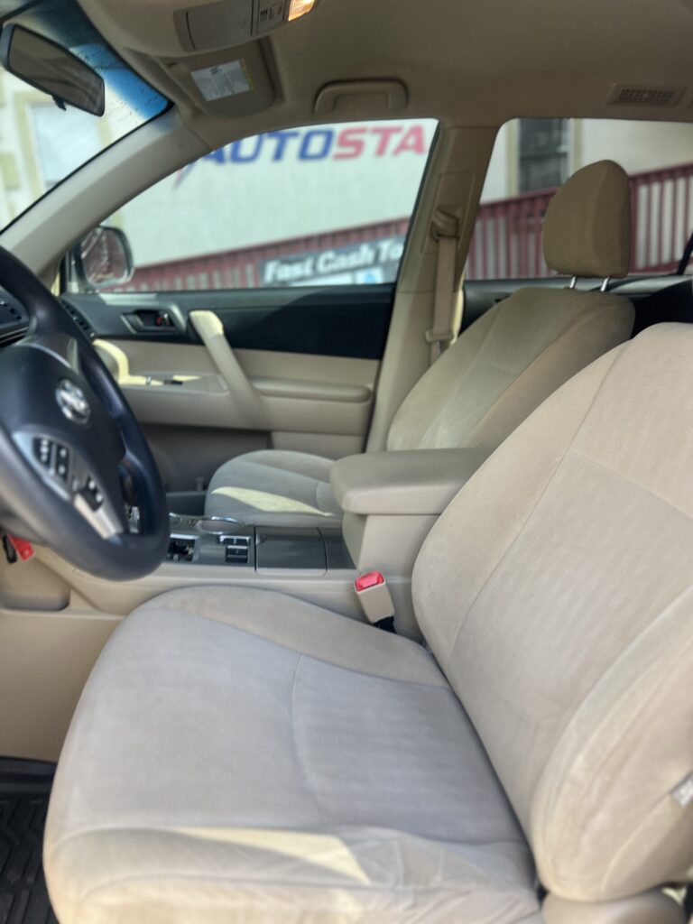 2013 TOYOTA HIGHLANDER