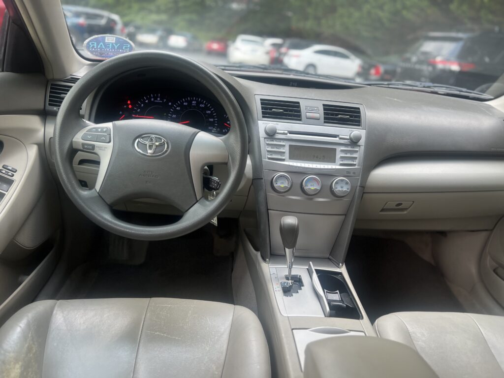 2011 TOYOTA CAMRY