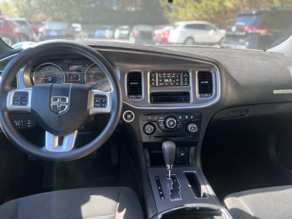 2014 DODGE CHARGER SE