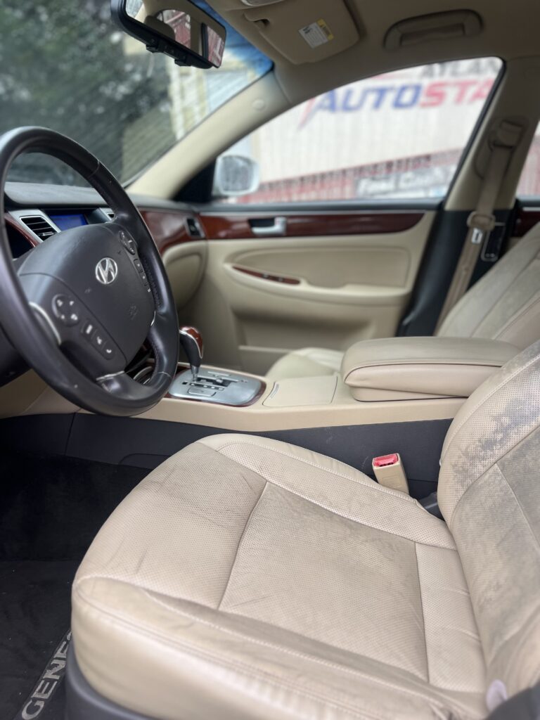 2012 HYUNDAI GENESIS